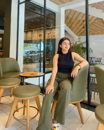 Escort Service Pirawa